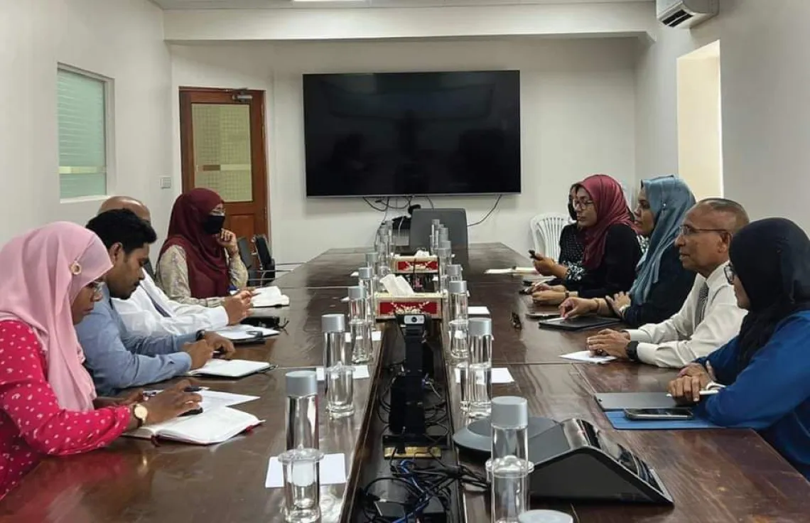 ގެދޮރުވެރިޔާ ފްލެޓްތަކުގެ މައްސަލާގައި އެޗްއާރްސީއެމް އިން ހައުސިން މިނިސްޓަރާ ބައްދަލުކޮށްފި