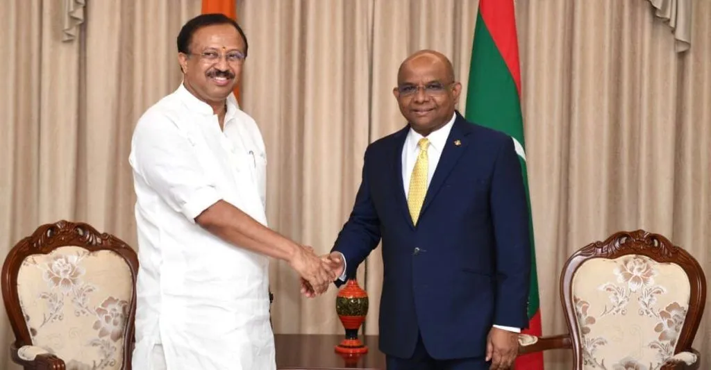 Indian Minister Muraleedharan with Maldivian Minister Shahid
