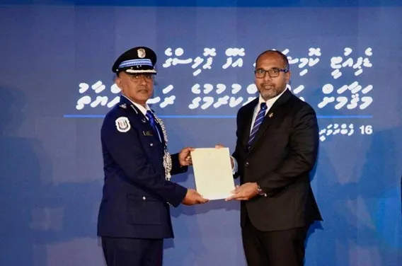 ޕޮލިސް ކޮމިޝަނަރުކަން ވަގުތީގޮތުން ޑީސީޕީ ފިކުރީއަށް!