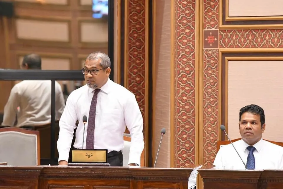 ކުރީ ސަރުކާރުން ގިނައިން އިމާރާތް ކުރީ އޮފީސް ބައި؛ އަޅުގަނޑުމެން ކުރާނީ ހޮސްޕިޓަލުގެ ޚިދުމަތްދޭބައި: ވަޒީރު