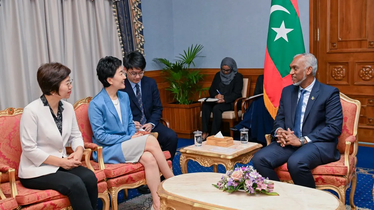 President Mohamed Muizzu in a diplomatic meeting with Sun Haiyan, the Vice Minister of the International Department of the Chinese Communist Party (CCP), at the President’s Office