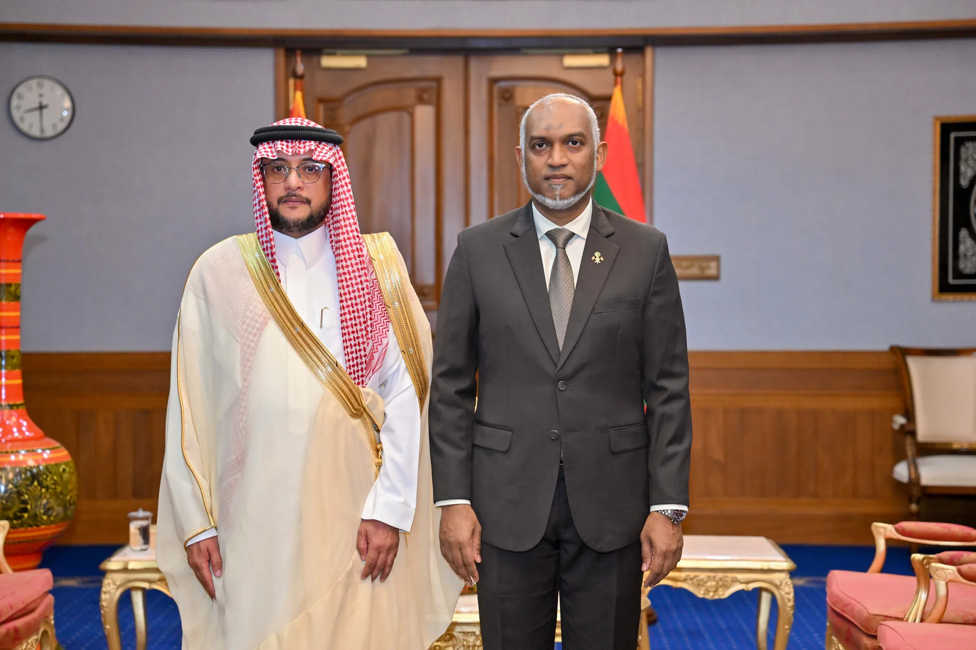 ސައުދީގެ އައު ސަފީރު ފަތްކޮޅު އަރުވައިފި، ދެއްވީ ގުޅުން ބަދަހި ކުރައްވާނެ ކަމުގެ ޔަގީންކަން