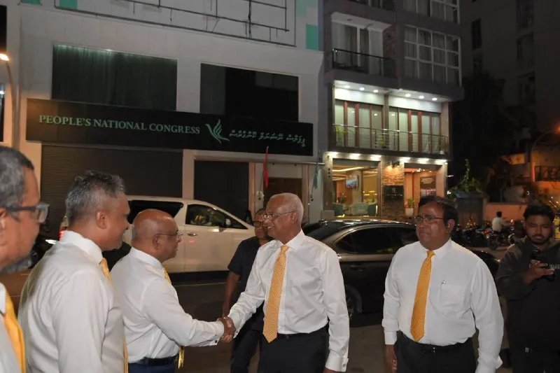 ޚިޔާލު ހޯދުމުގެ ވޯޓު ހުއްޓުވުމުގެ ވަގުތީ އަމުރަަކަށް އެދިއްޖެ