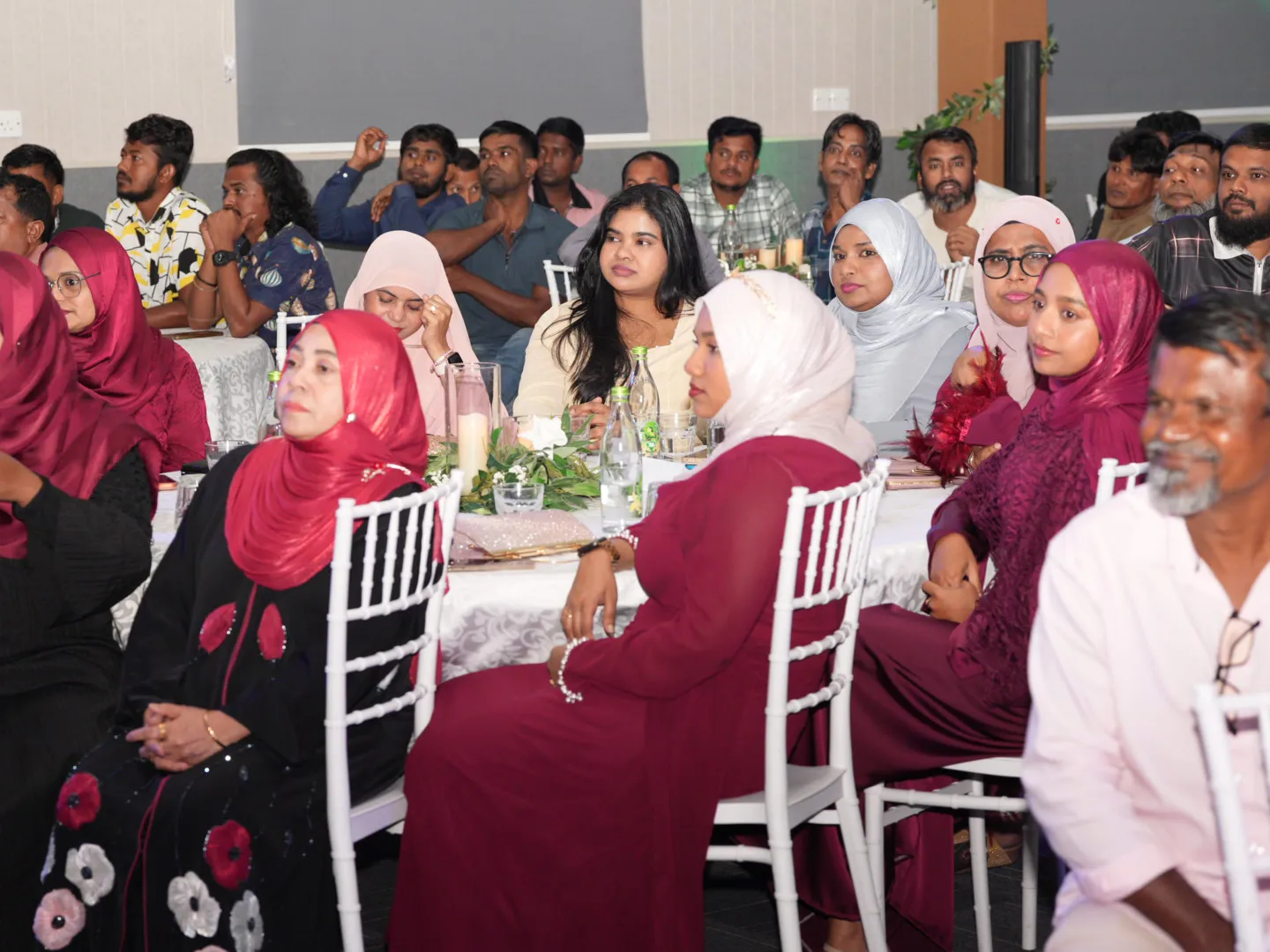 ޤައުމީ ފެން ކުންފުނީގެ ސްޓާފް އެވޯޑް ނައިތްގެ ތެރެއިން..