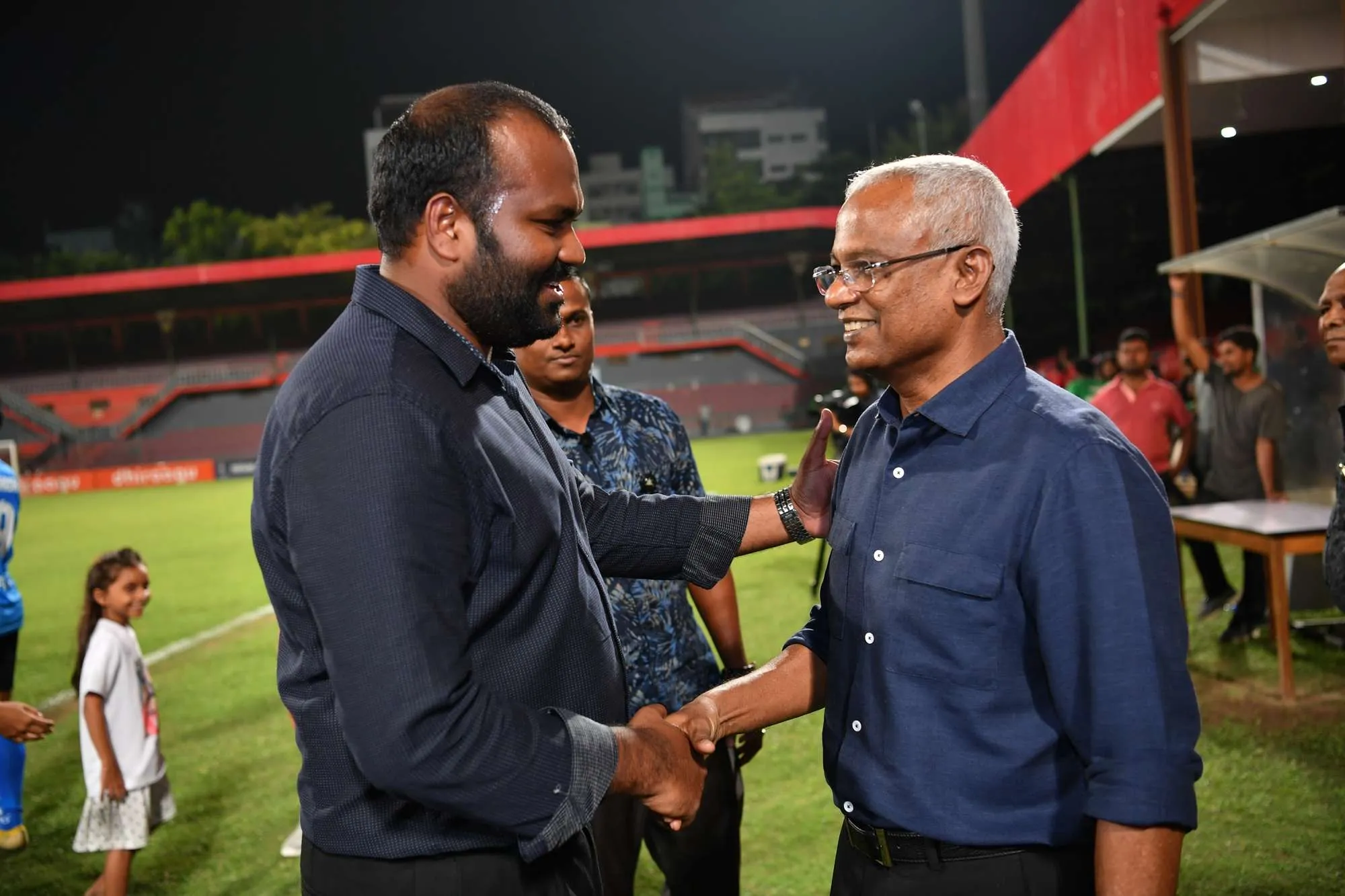ރައީސް ޞާލިޙު ނެރުއްވަން އުޅުއްވާ ފޮތުގައި މި ބާބުވެސް ހިމަނާލައްވަންވާނެ ނޫންތޯ؟