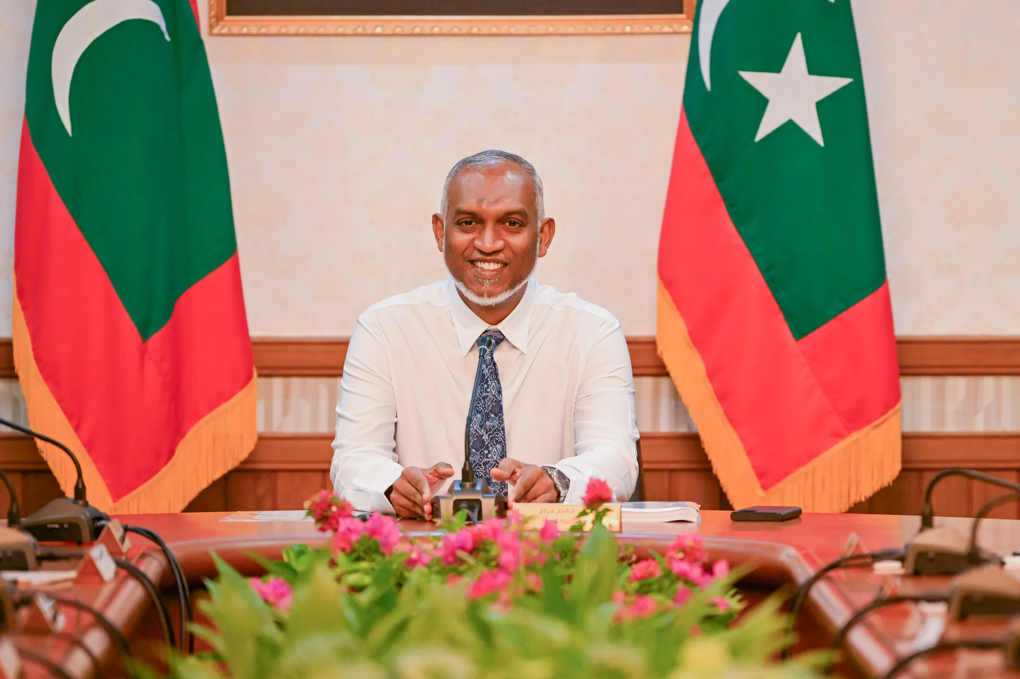 “ރައީސްގެ ޖަވާބު” އަލުން ފަށަނީ، ވީޑިއޯ ސުވާލު ފޮނުވަން ހުޅުވާލައިފި