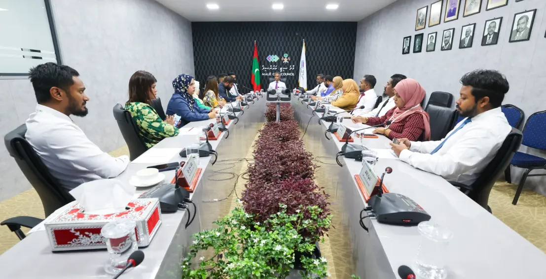ކައުންސިލުގެ 14 ބިމެއް ސަރުކާރަށް ނެގުމުން ކުއްލި ބައްދަލްވުމެއް