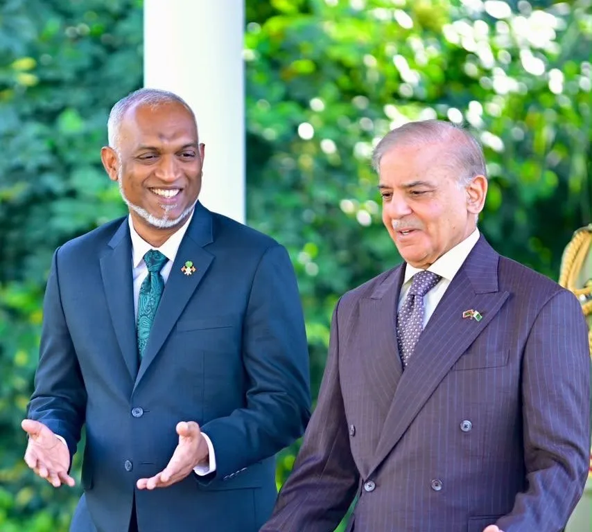  President Dr Mohamed Muizzu and Pakistan PM Muhammad Shehbaz Sharif