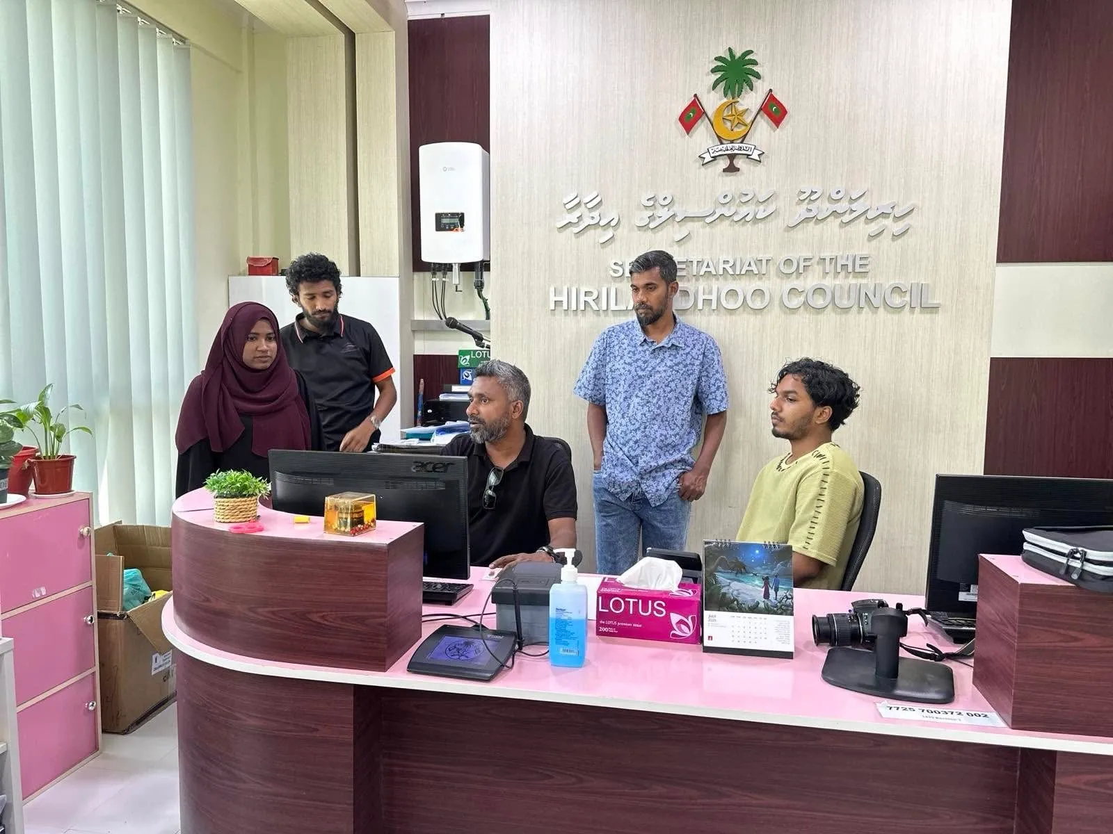 ރަސްމީ ދުވަސްތަކުގެ އަދަދު 4އަށް މަދުކުރަން ގިނަ މީހުން ތާއީދު ކުރޭ