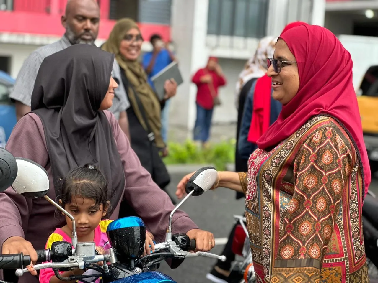 ފުރަތަމަ 100 ދުވަސް ތެރޭ ޓްރެފިކް މައްސަލަ ހައްލުކުރަން މާސްޓަރޕްލޭން ތައްޔާރުކުރާނަން: ޢާޒިމާ