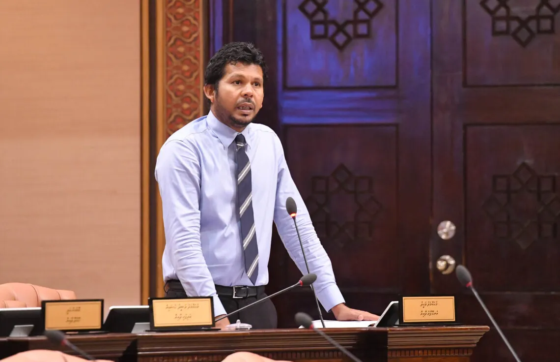 އިންތިހާބު ލަސްކުރުމަށް ގެނައި އިސްލާހު ތަސްދީގުކުރުން ލަސްވާތީ ކުއްލި މައްސަލައެއް