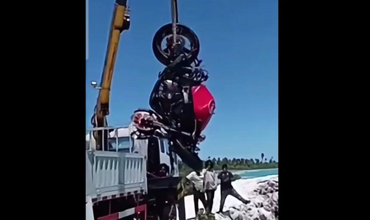 ރޭސިންގ މުބާރާތެއްގެ ތެރެއިން ލ. ގަމުގައި ނުރައްކާތެރި އެކްސިޑެންޓެއް ހިނގައިފި
