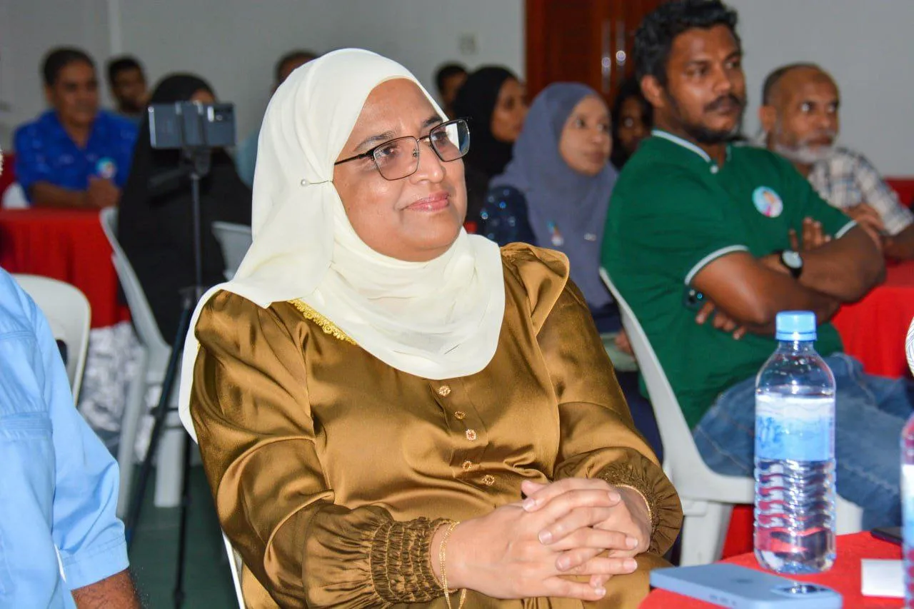 ކޮންމެ ސަރުކާރަކާއެކު ބަދަލުނުވާ ނޭޝަނަލް ޕްލޭނެއް އޮންނަން ޖެހޭ: އާޒިމާ