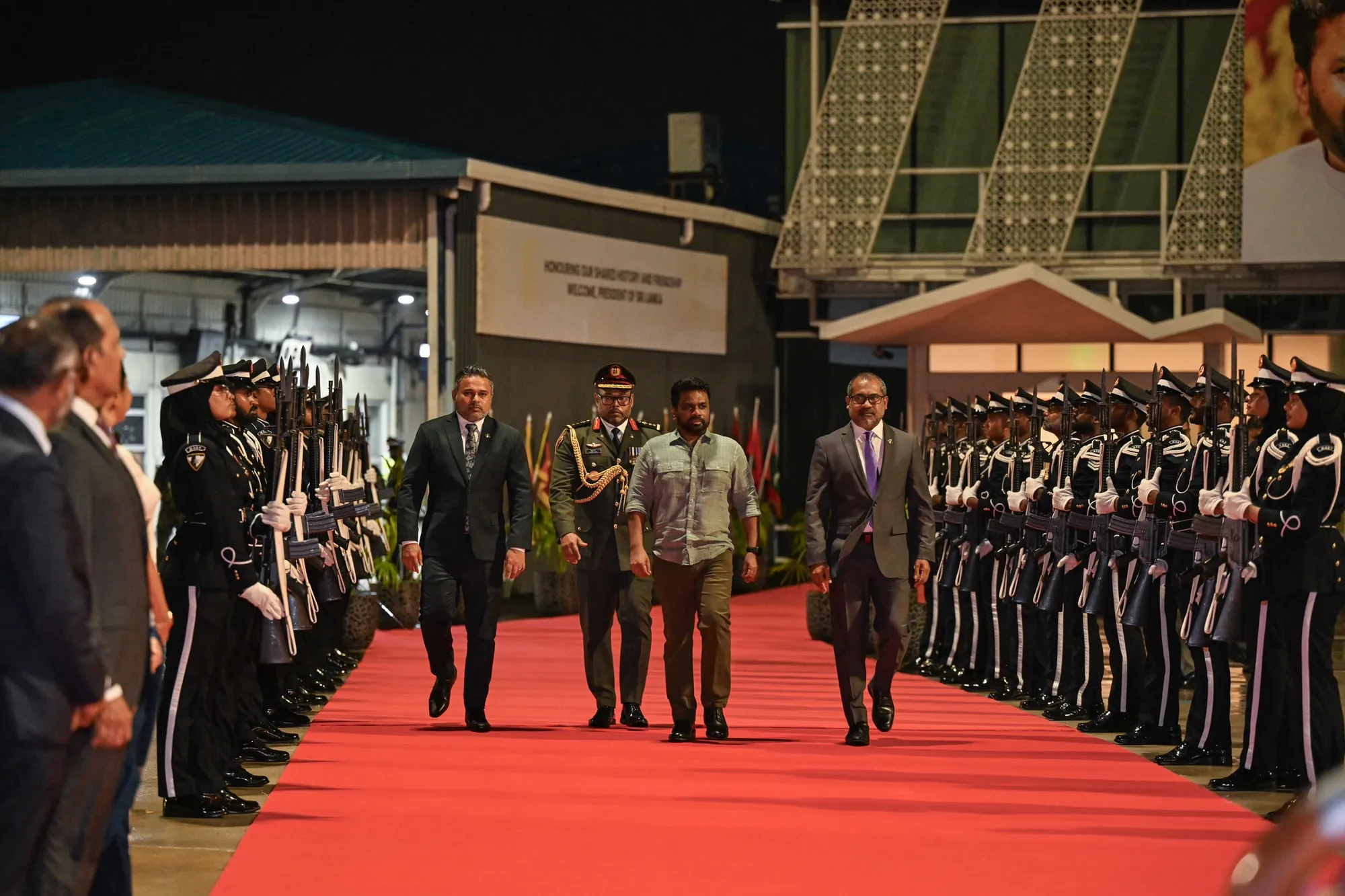 ދަަތުރުފުޅު ނިންމަވާލެއްވުމަށް ފަހު ލަންކާގެ ރައީސް ފުރާވަޑައިގެންފި