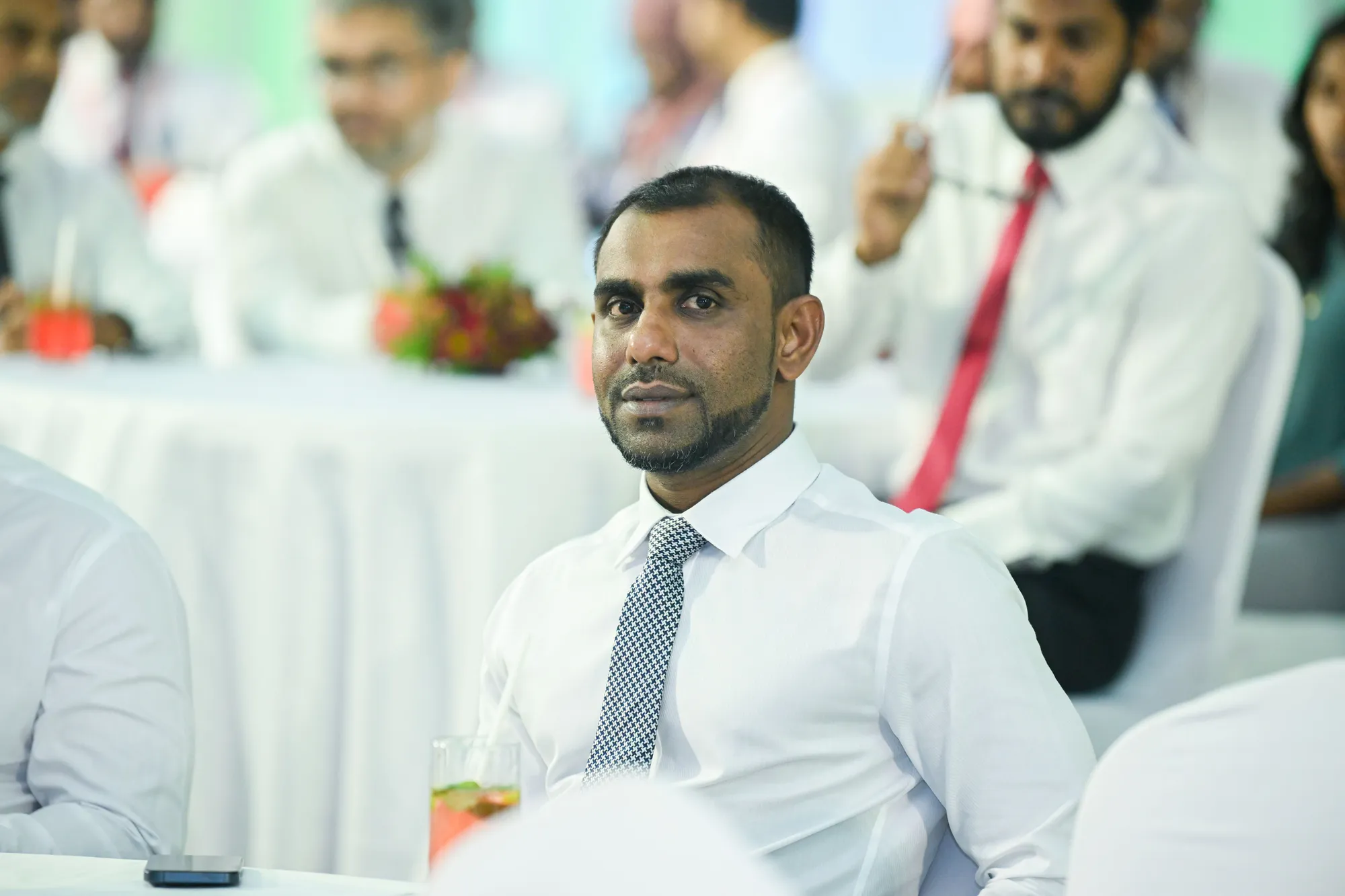 އަމާޒަކީ އަންނަ އަހަރު 2 މިލިއަން ފަތުރުވެރިން ގެނައުން؛ އައު މާކެޓްތައް ހޯދާނަން: ފައިސަލް