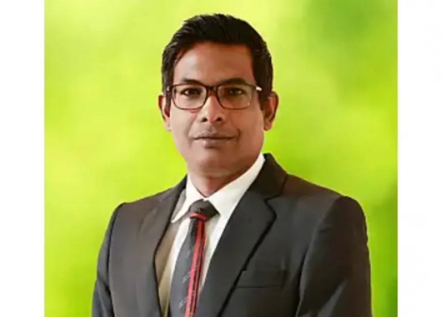 ފަޒުލްގެ ބޭބެ ފަޒީލްވެސް ސަސްޕެންޑް ކޮށްފި