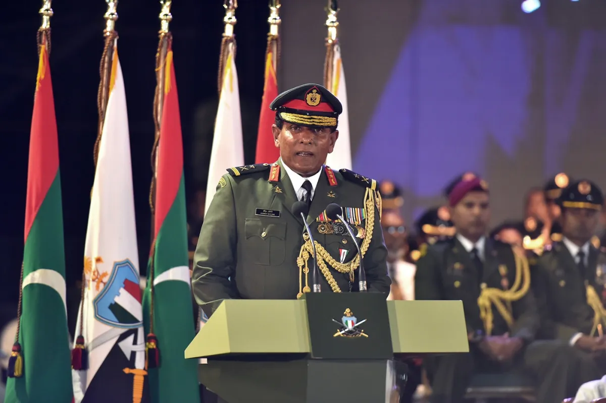 ކުރީގެ ޗީފް އޮފް ޑިފެންސްފޯސް ޝިޔާމަށް ކުރި ދައުވާ އަނބުރާ ގެންގޮސްފި