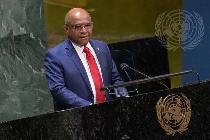 ޝާހިދު, ޔުނިޓާގައި ސެޝަނެއް ނަންގަވައިދެއްވައިފި