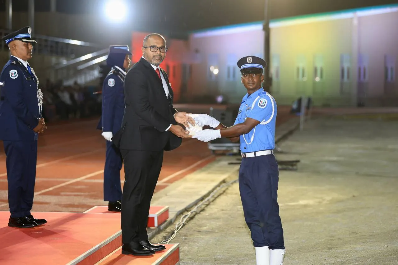 ގޭންގު ކުށްތައް ހުއްޓުވައި، ރިޝްވަތުން ސަލާމަތްވެ ތިބުމަށް އިހްސާން، ފުލުހުންނަށް ގޮވާލައްވައިފި