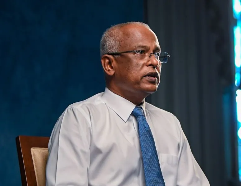 މޮރިޝަސްގެ ސިޓީފުޅުން ސާލިހަށް އޮޅުންބޮޅުންވެ ގައުމުގެ ސިޔާދަތު ނަގާލެވިއްޖެކަން ހާމަވެގެންދޭ