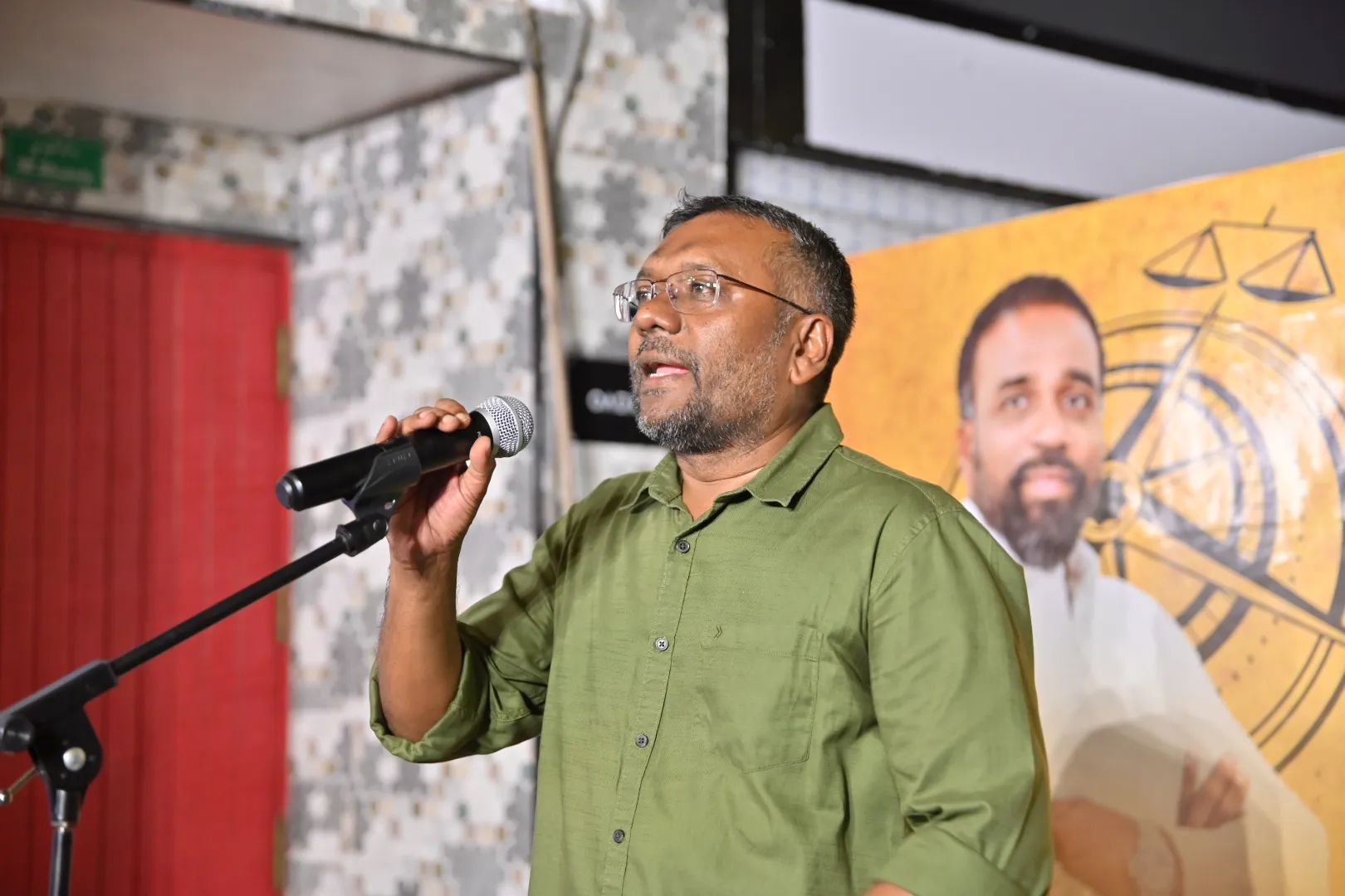 އެމްޑީޕީން ފާސްކުރި އެންޓި-ޑިފެކްޝަން ބިލަށް އިތުރު ބަދަލުތައް ގެންނަންޖެހޭ ކަމަށް ފައްޔާޟު ވިދާޅުވެއްޖެ