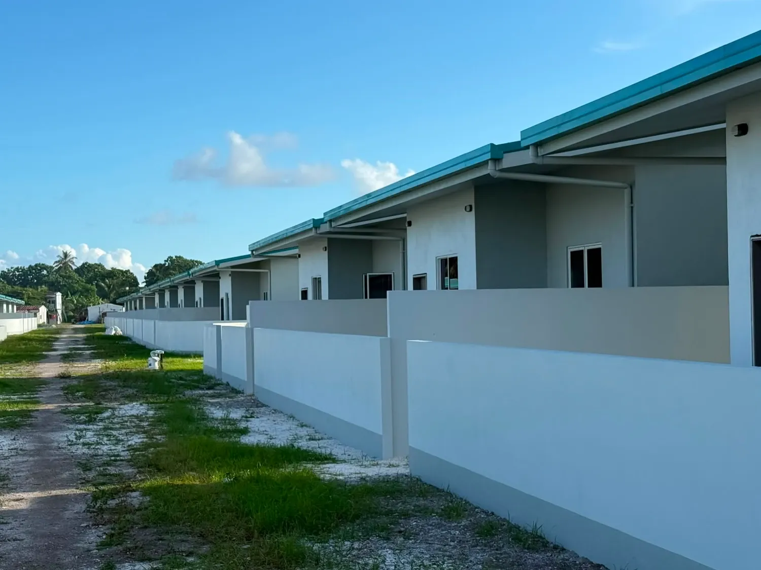 ލ. ގަމުގައި އަޅާ 100 ހައުސިން ޔުނިޓްގެ 95 އިންސައްތަ ނިމިއްޖެ