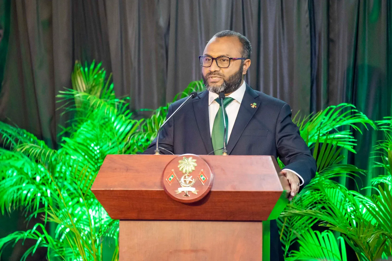 މޫނު ބުރުގާ އެޅުމަކީ ވަޒީފާއިން މަޙްރޫމްވާން ޖެހޭނެ ކަމެއް ނޫން - ޝަހީމް