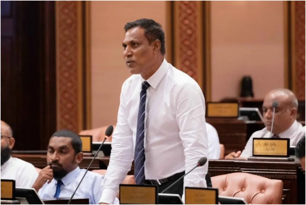 ސްޕްރީމްކޯޓުގައި ތަޅު އަޅުވާފައިވާ ކަމަށްބުނެ ހުށަހެޅި ކުއްލި މައްސަލަ ބޭރުކޮށްލައިފި