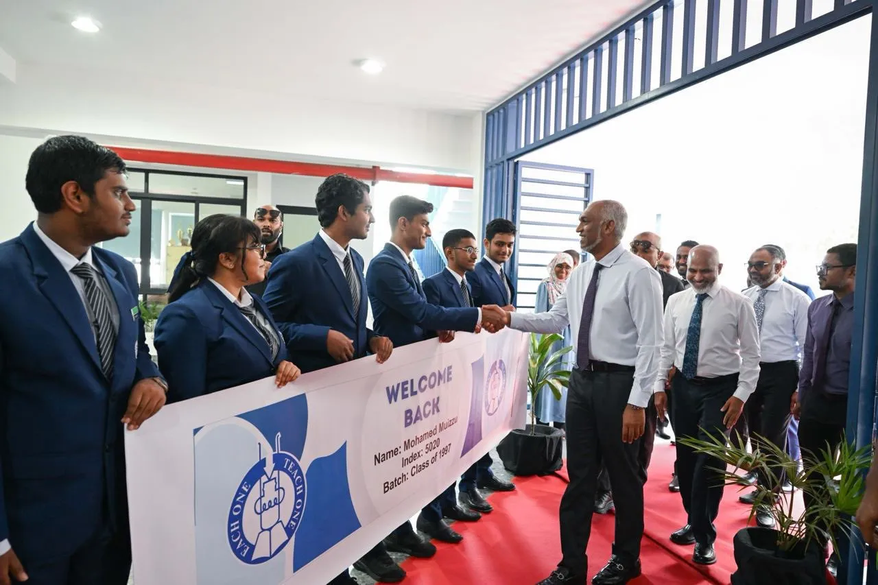 ރައީސް ޑރ.މުޢިއްޒު ސީއެޗްއެސްއީ އަށް، ވަޑައިގަތުމުން ހޫނު މަރުހަބާއެއް