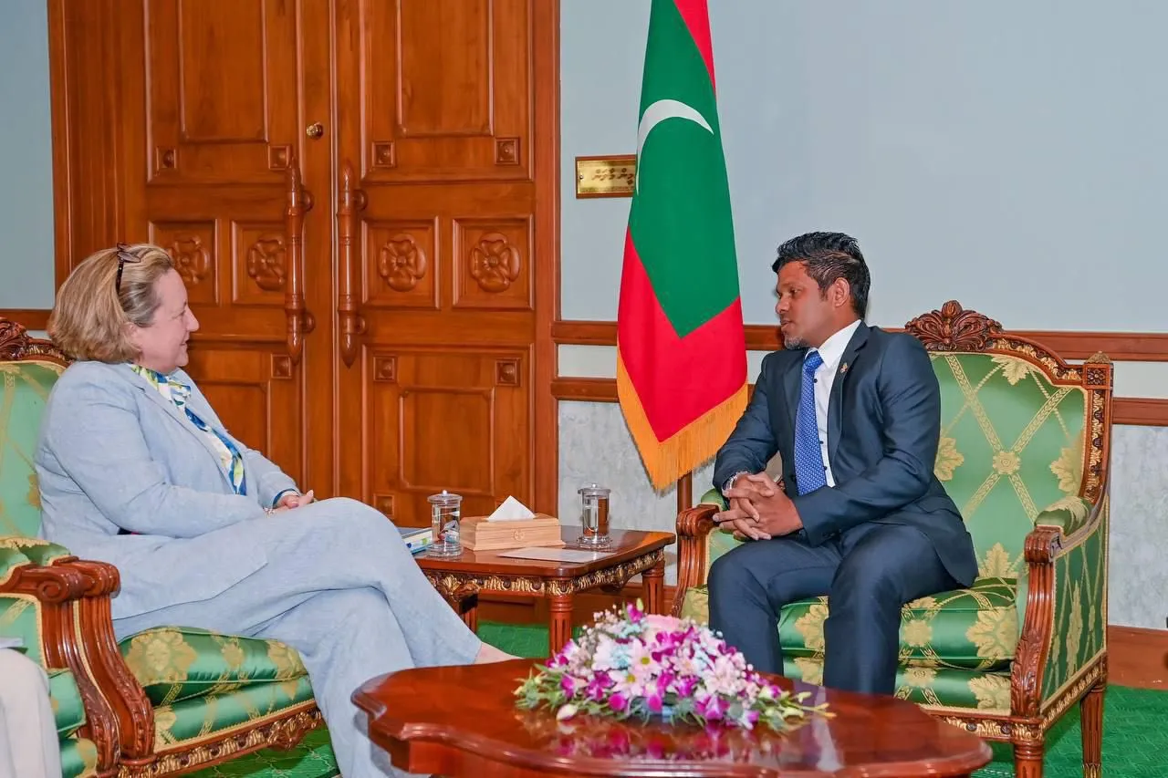 އިނގިރޭސިވިލާތުގެ މިނިސްޓަރ އޮފް ސްޓޭޓް ފޯ ދަ އިންޑޯ ޕެސިފިކް ރާއްޖެއަށް ކުރެއްވި ރަސްމީ ދަތުރުފުޅު ނިންމަވާލައްވައިފި