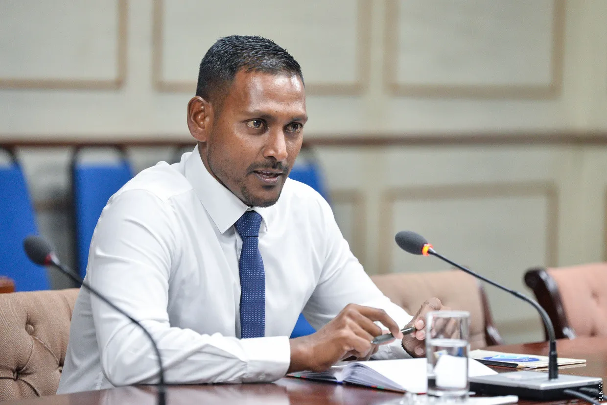 ކުޑަކުދިން އެސްކްޕްލޮއިޓްކުރުމުގެ ކުށުގެ މައްސަލަތައް ބަލައި ދައުވާކުރާނެ ގޮތާބެހޭ އިރުޝާދެއް ޕީޖީ އޮފީހުން ނެރެފި