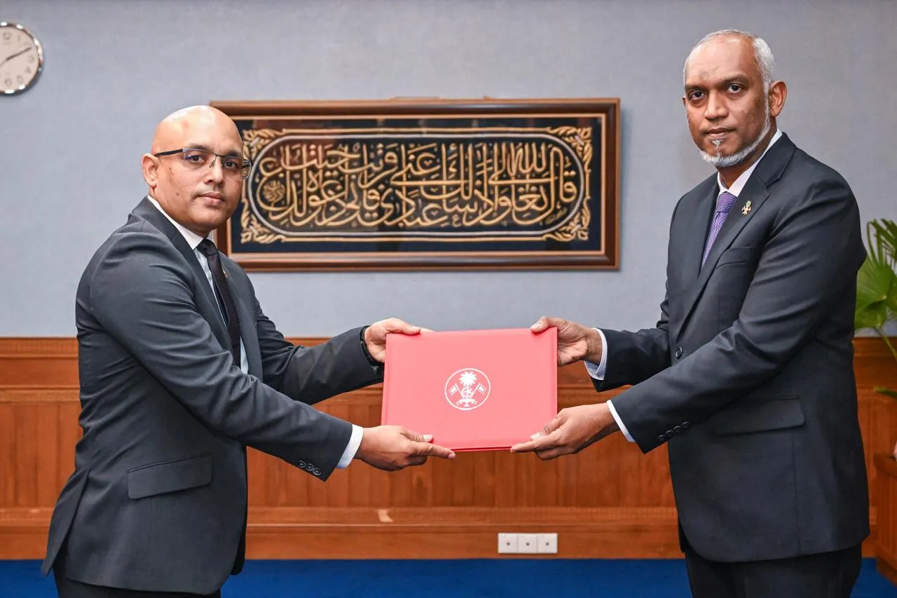 ފިނޭންސް މިނިސްޓަރަކަށް ޒަރީރު ޢައްޔަނުކުރައްވައިފި