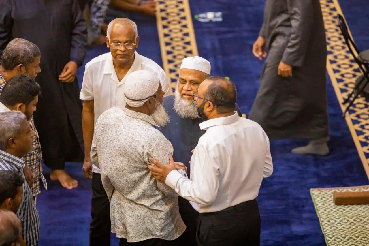 ކުރީގެ ރައީސް ޞާލިހުގެ ޝުކުރު ވަޒީރު ޑރ. ޝަހީމަށް!