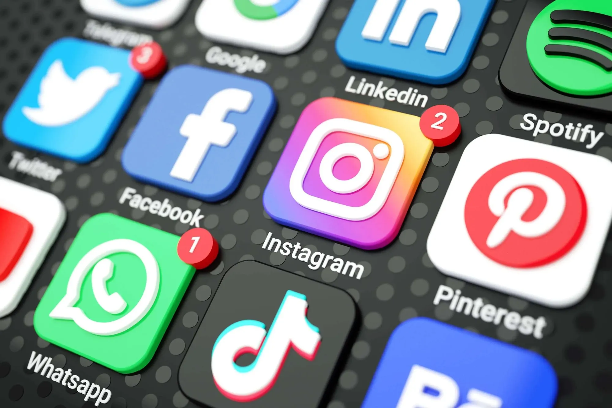 5 Reasons to Quit Social Media