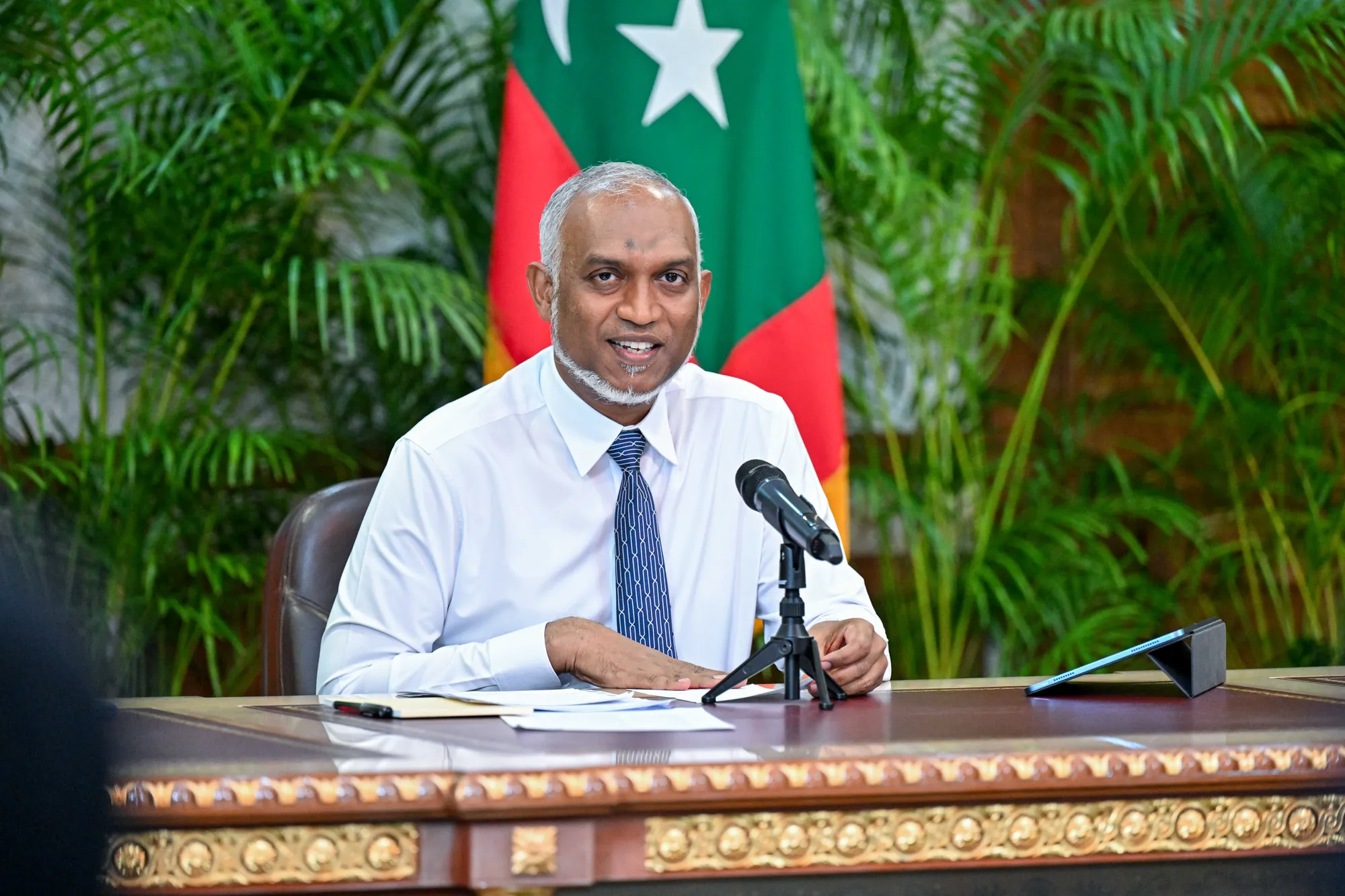 ރައީސް ޑރ. މުޙައްމަދު މުޢިއްޒު