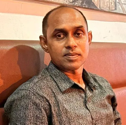 ހައިކޯޓުން ޝިޔާމަށް ކާމިޔާބު: 12 އަހަރު ދުވަހުގެ މުސާރަ އާއިއެކު ފުލުހުގައި ހުރި ވަޒީފާ އަނބުރާދިނުމަށް އަންގައިފި
