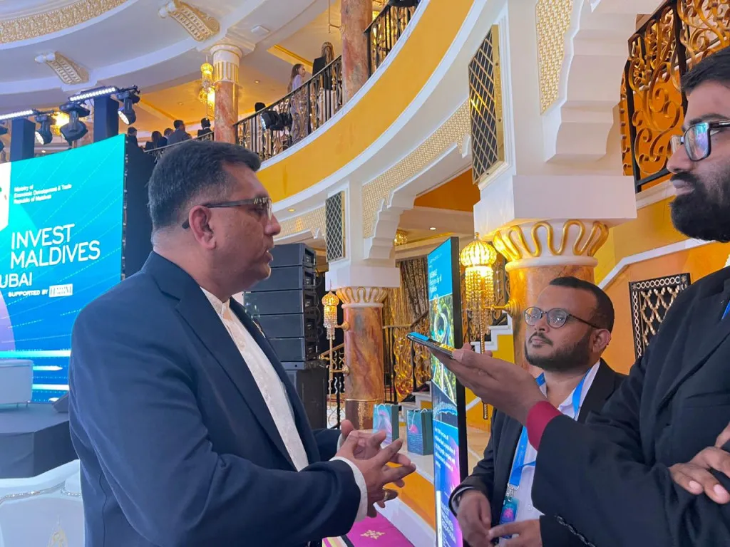 ރާއްޖޭގައި 6 އެއާޕޯޓާއި، އައްޑޫގައި ހައުސިން މަޝްރޫއެއް ހިންގަން ޔޫއޭއީގެ ކުންފުންޏަކުން ސަރުކާރަށް ހުށައަޅައިފި