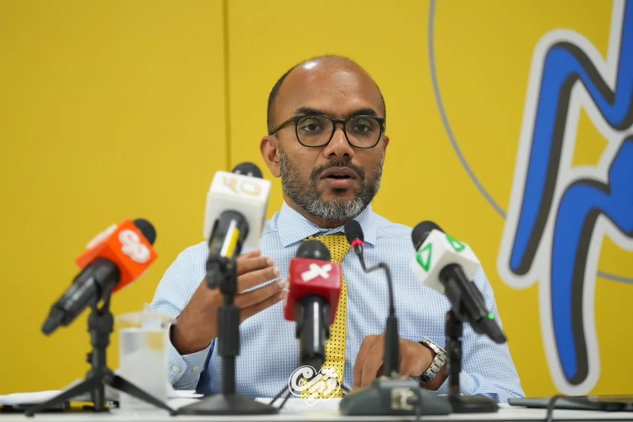 މާލީހާލަތު ރަނގަޅުކުރާނޭކަމަށް ސަރުކާރުން ބުނި ނަމަވެސް، އެއްވެސް މަސައްކަތެއް ކުރާތީއެއް ނުފެނޭ: އަމީރު