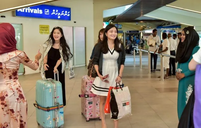 ރާއްޖޭގެ ފަތުރުވެރިކަމުގެ މާކެޓްގައި ޗައިނާއިން އިންޑިއާ ފަހަތަށް ޖައްސާލައިފި