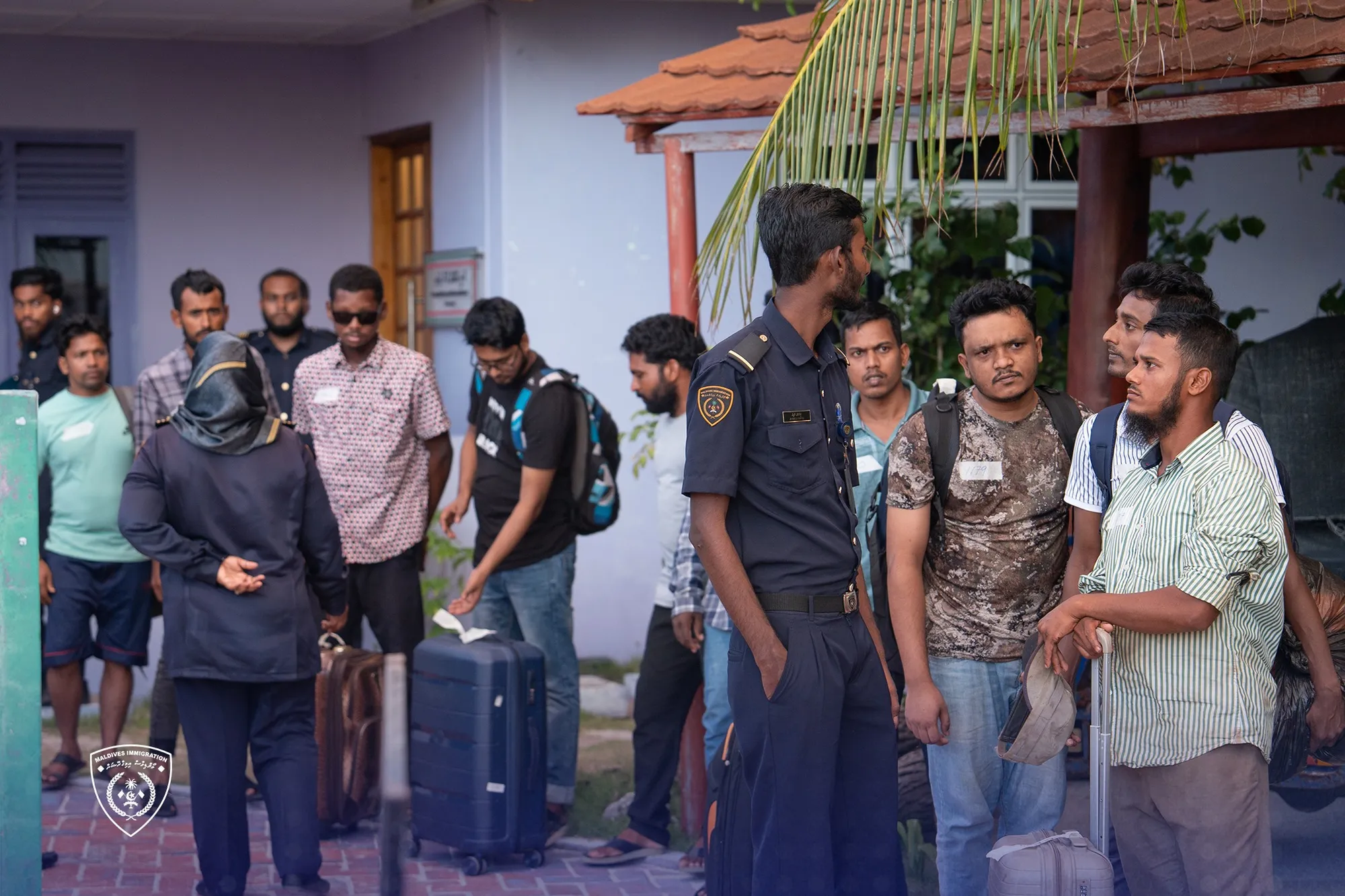ކ.ގުރައިދޫ ރެއިޑުން އެނގުނީ، ނުގަވައިދުން އުޅޭ ބިދޭސީން ރަށްރަށުގައިވެސް ގިނަކަން