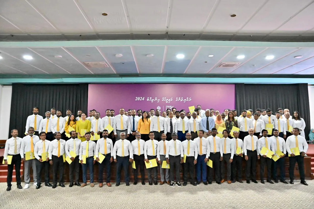 މަޖިލީހަށް އެމްޑީޕީގެ ފަރާތުން ވާދަކުރައްވާ ކެންޑިޑޭޓުން ފޯމު ލައްވައިފި!