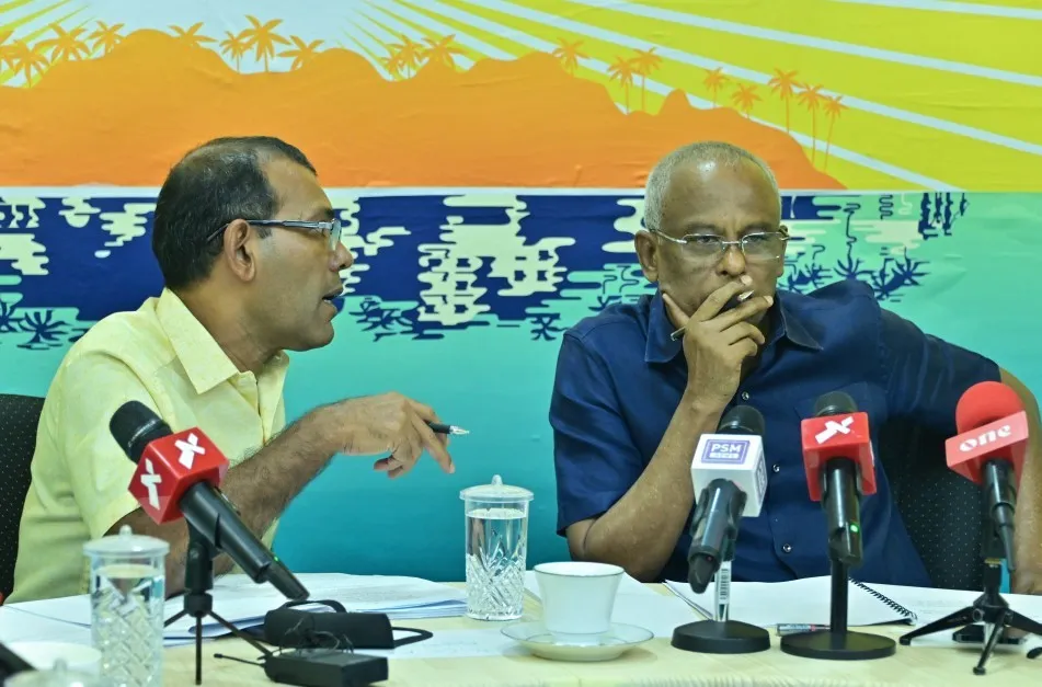 ރައީސް މުޢިއްޒަށް ވެރިކަން ލިބިލެއްވީ އިންޑިޔާ އާއި ދެކޮޅު ވީމައެއް ނޫން؛ އެމްޑީޕީ ބަލިކަށި ވީމަ: ނަޝީދު