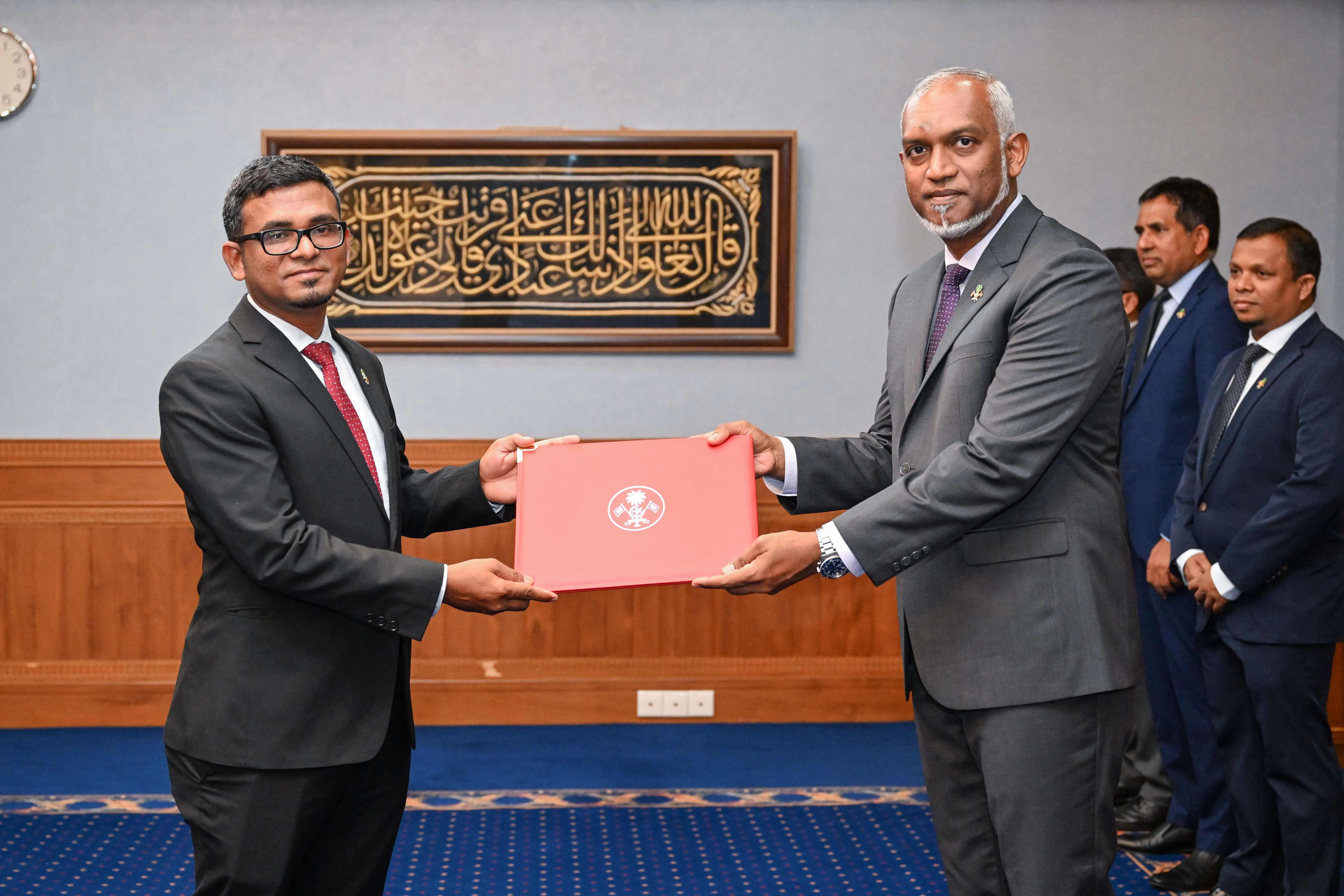 އެމްއެމްއޭގެ ގަވަރުނަރުގެ މަގާމަށް އަޙްމަދު މުނައްވަރު ރައީސުލްޖުމްހޫރިއްޔާ ޢައްޔަނުކުރައްވައިފި