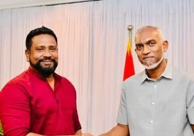 ގާނޫނު އަސާސީ އިސްލާހުކޮށްގެން ވިޔަސް ރައީސް މުޢިއްޒުގެ ވެރިކަން ދަންމާލަންޖެހޭ: މުހައްމަދު