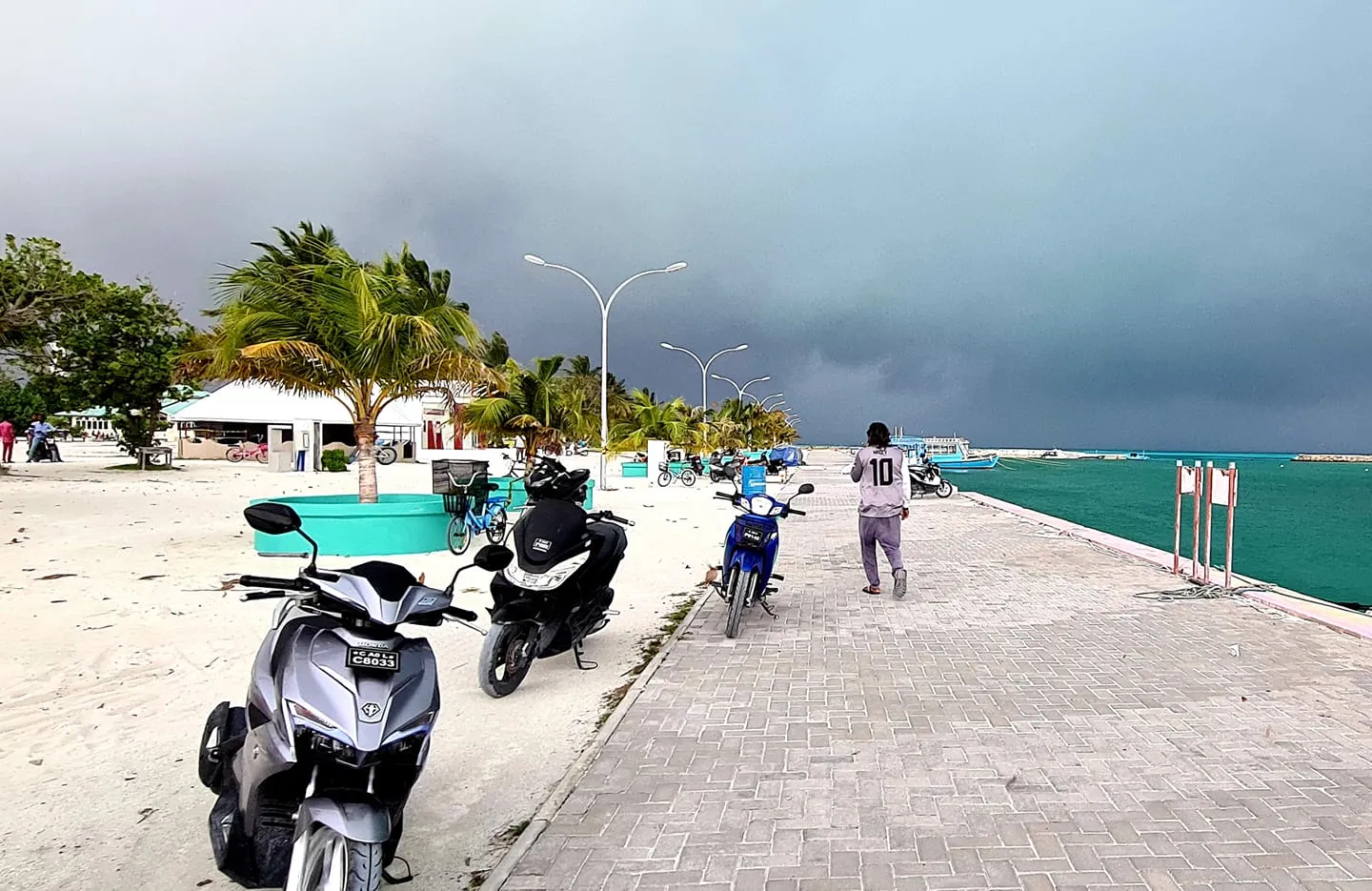 ށ އިން ފެށިގެން ތ އަތޮޅަށް ރީނދޫ ސަމާލު ނެރެފި