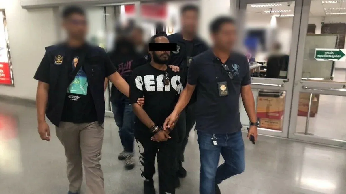 ޑްރަގް ޓްރެފިކް ކުރުމުގެ މައްސަލައެއްގައި ބެންކޮކުން ދިވެއްސެއް ހައްޔަރުކޮށްފި