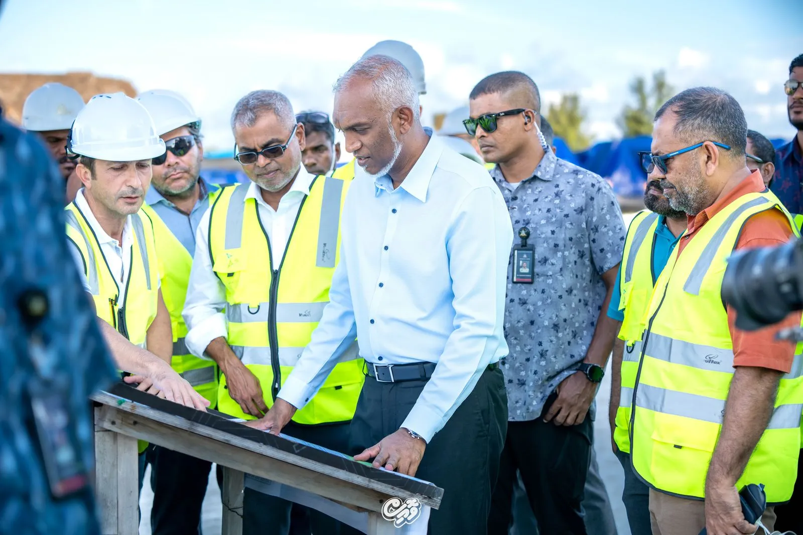 ރައީސް، ތިލަފުށީ ކުނި މެނޭޖްކުރުމުގެ މަޝްރޫއު ބައްލަވާލައްވައިފި