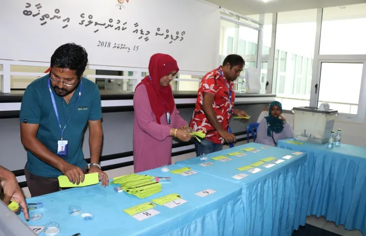 މީޑިއާ ކައުންސިލް އިންތިހާބުގައި ވޯޓުލުމަށް ރަޖިސްޓްރީކުރި ފަރާތްތަކުގެ ދާއިމީ ލިސްޓު އާންމުކޮށްފި