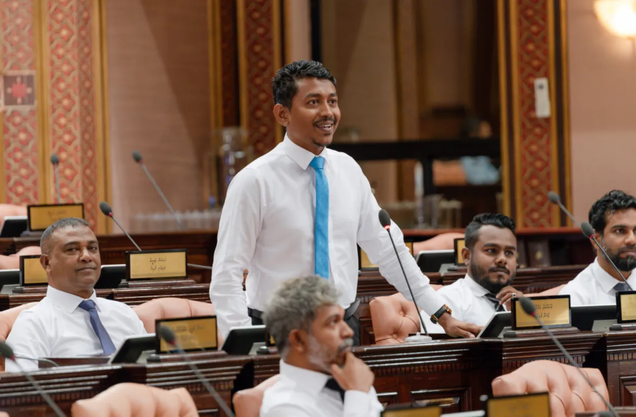 މި ސަރުކާރުން އިގްތިޞާދު މެނޭޖުކުރުމަށްޓަކައި ރައްޔިތުންނަށް ދަތިވާނެ އެއްވެސް ކަމެއް ނުކުރާނެ: މަމްދޫހު
