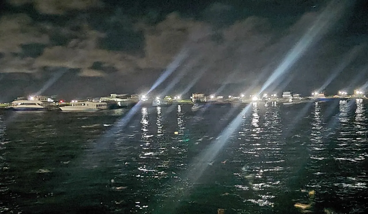 ހުޅުމާލޭ ނެރު ކައިރިން ދެ ލޯންޗު ޖެހި އެކްސިޑެންޓެއް ހިނގައިފި